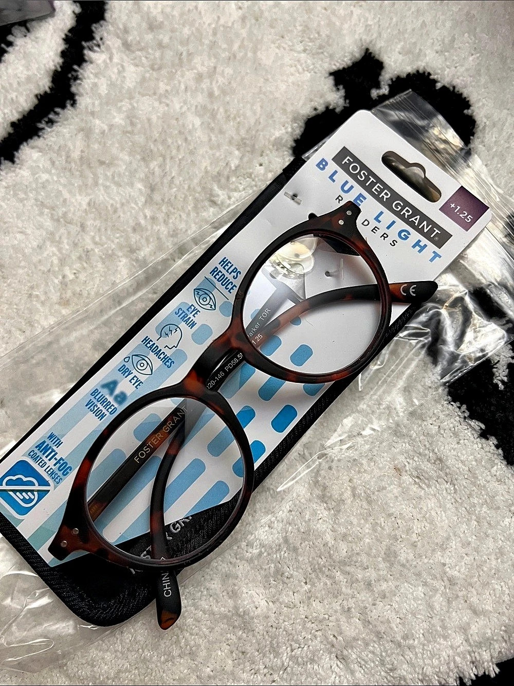 Foster Grant Parker Blue Light Readers Brown & Black case
